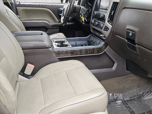 Used 2015 GMC Sierra 2500 Denali w/ Duramax Plus Package image 21