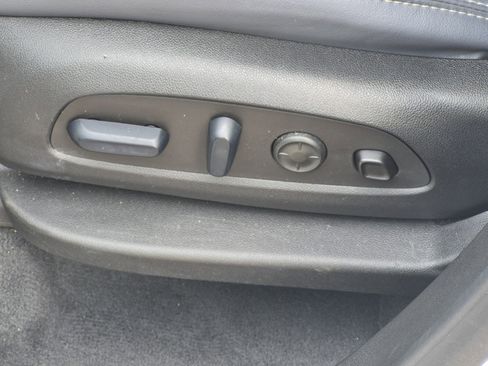 Used 2024 Buick Enclave Premium AWD/4WD image 14