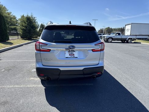 Used 2023 Subaru Ascent Premium w/ Convenience Package image 7