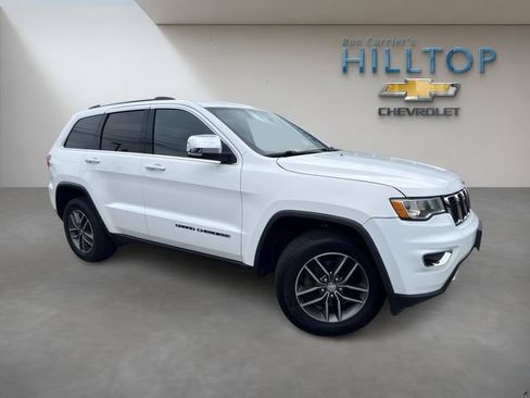 Used 2017 Jeep Grand Cherokee Limited AWD/4WD image 2