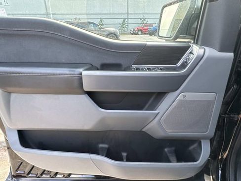 Used 2025 Ford F150 Lariat w/ Equipment Group 501A Mid image 14