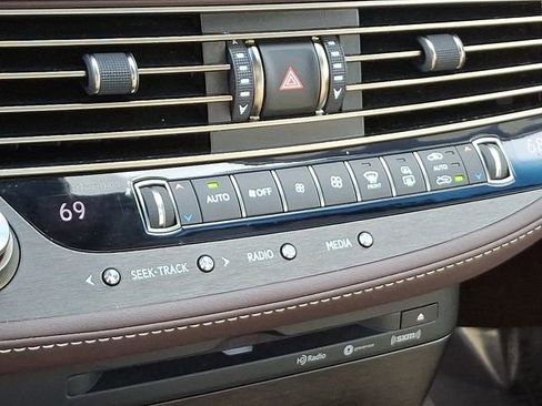 Used 2018 Lexus LS 500 AWD image 17