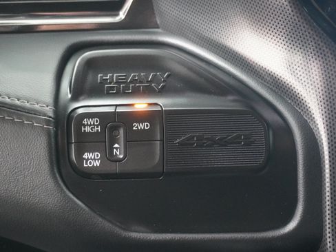 Used 2022 RAM 3500 Limited AWD/4WD image 31