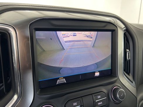 Used 2021 Chevrolet Silverado 1500 LT image 13