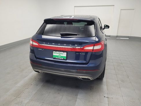 Used 2017 Lincoln MKX Reserve w/ Driver Assistance Package image 7