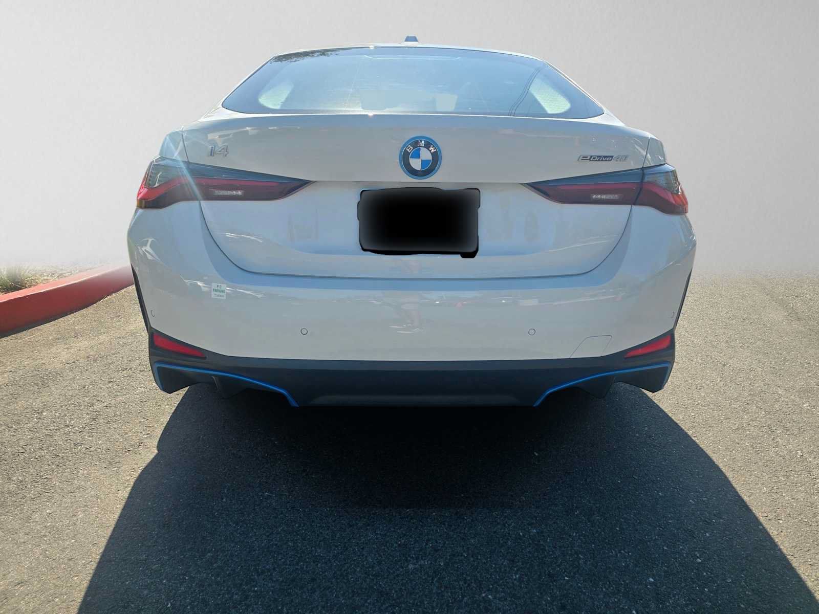 Used 2023 BMW i4 eDrive40 w/ Premium Package RWD image 4