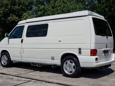 Used 2000 Volkswagen Eurovan Camper FWD image 24