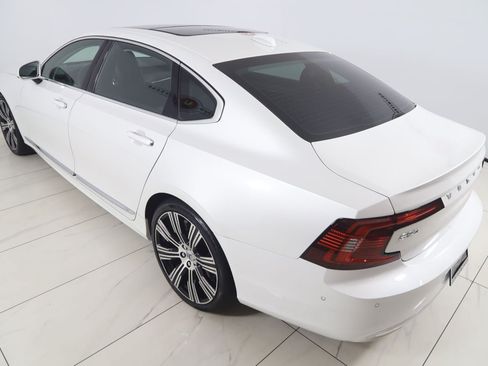 Used 2022 Volvo S90 B6 Inscription w/ Advanced Package AWD/4WD image 26