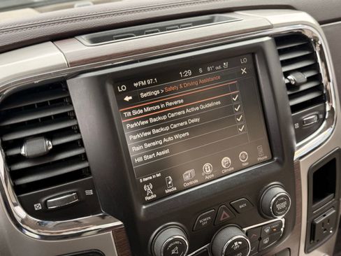 Used 2015 RAM 1500 Laramie w/ Convenience Group image 40