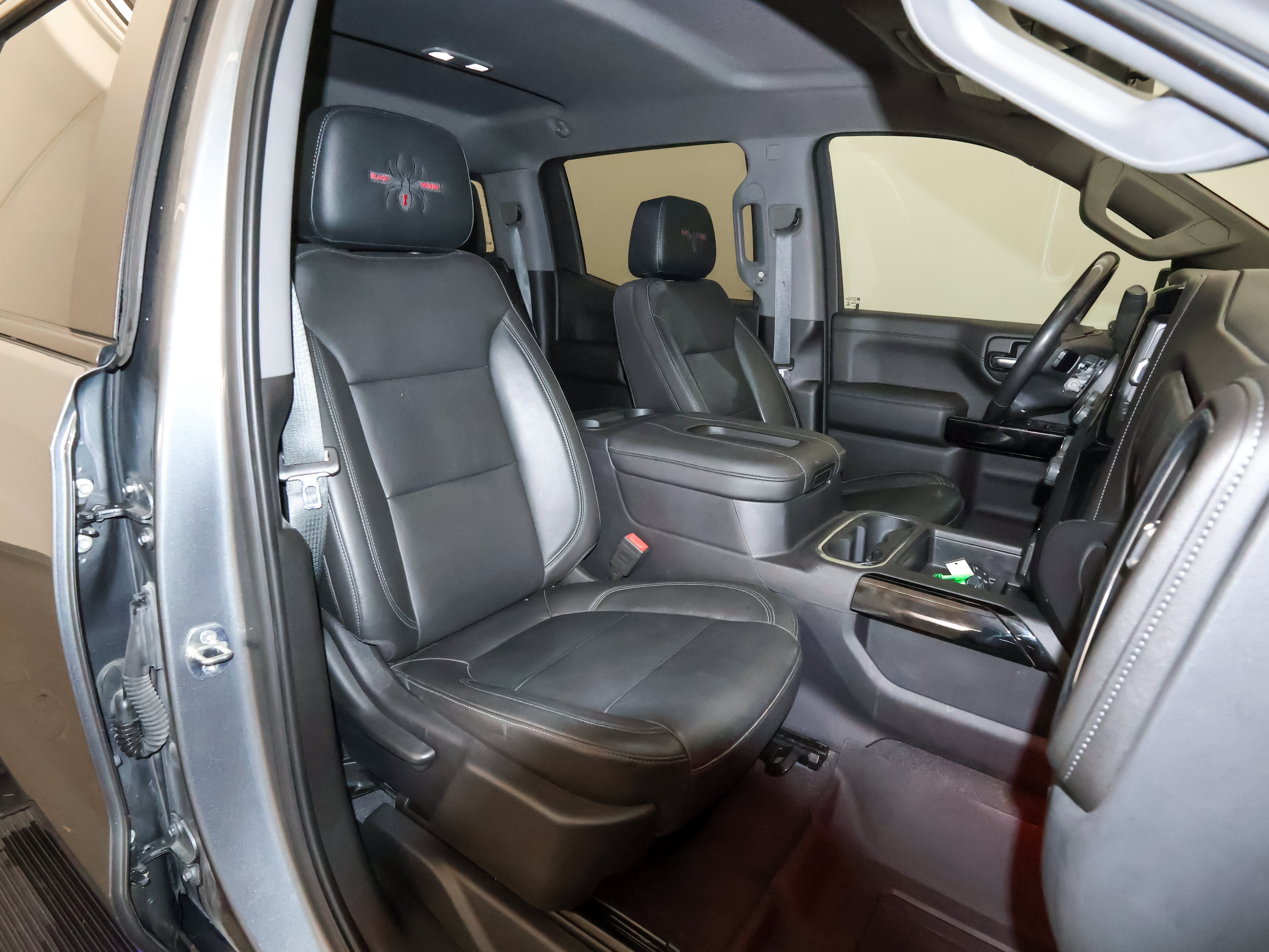 Used 2020 Chevrolet Silverado 1500 RST AWD/4WD image 47