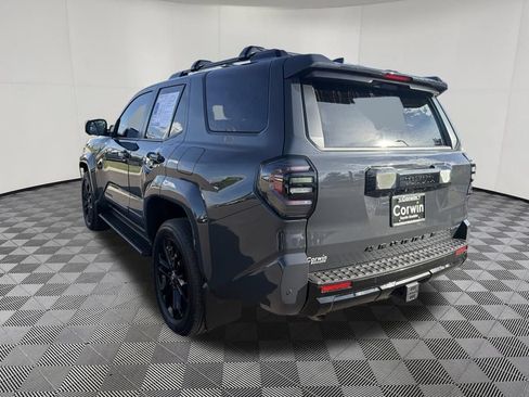 Used 2025 Toyota 4Runner Platinum AWD/4WD image 4