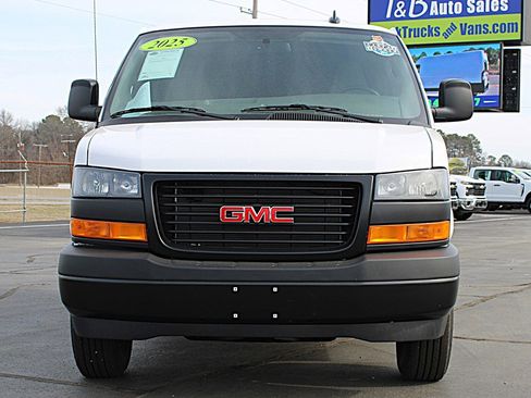 Used 2025 GMC Savana 2500 w/ Driver Convenience Package RWD image 13
