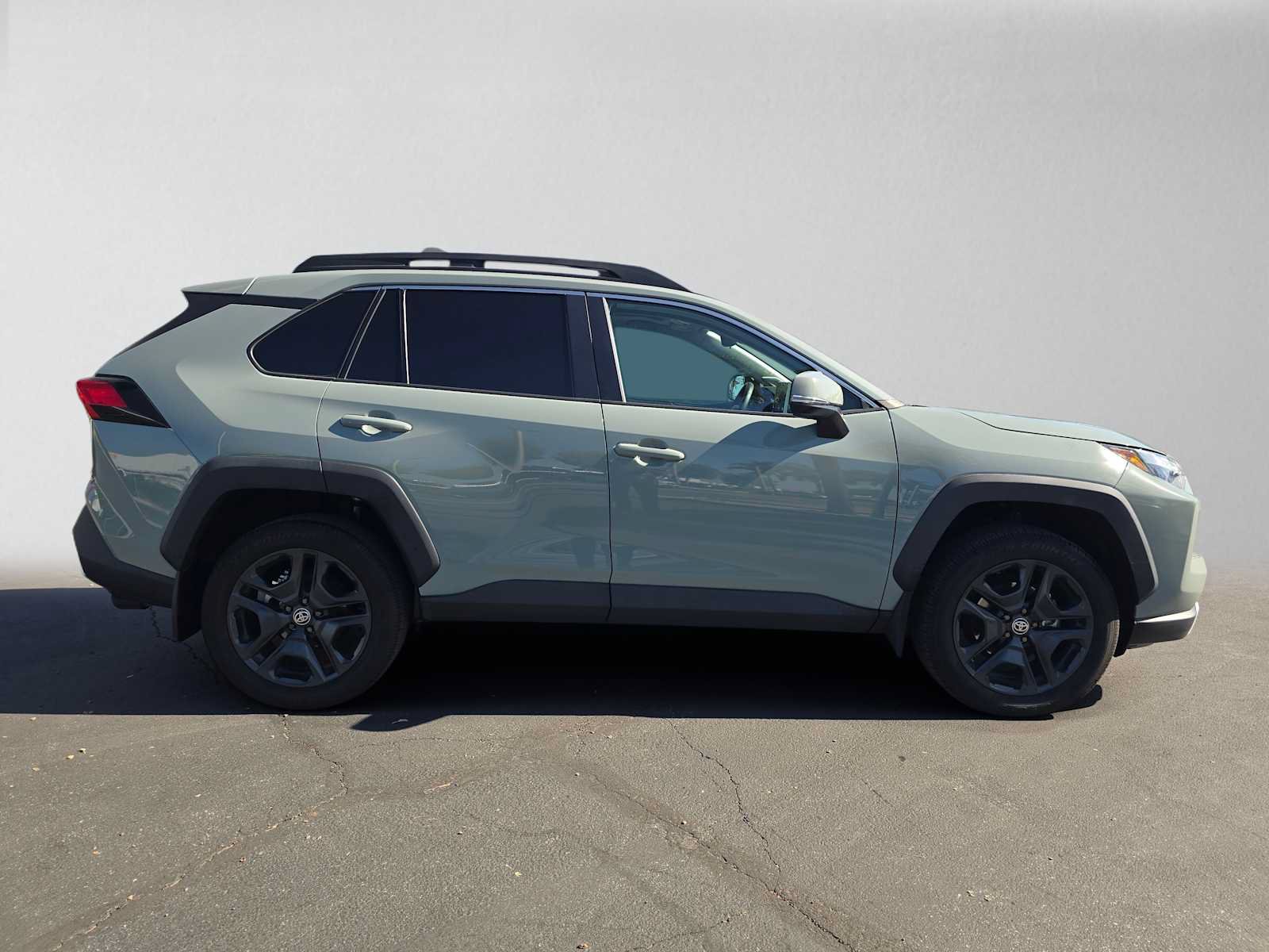 Certified 2022 Toyota RAV4 Adventure w/ Convenience Package AWD/4WD image 2