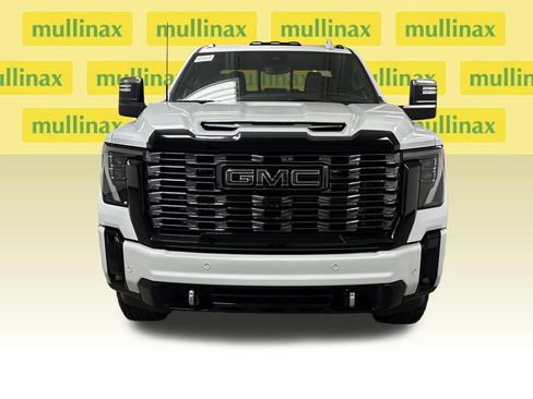 New 2026 GMC Sierra 2500 Denali Ultimate AWD/4WD image 5