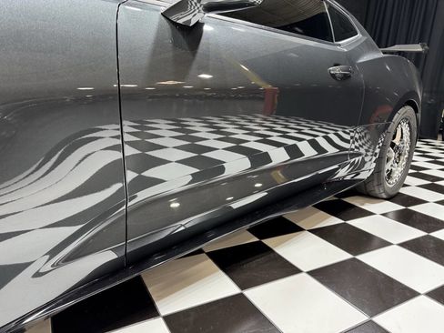 Used 2017 Chevrolet Camaro ZL1 image 32