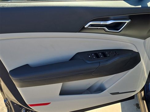 New 2026 Kia Sportage EX image 20