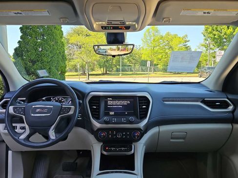 Certified 2022 GMC Acadia Denali w/ Denali Ultimate Package FWD image 15