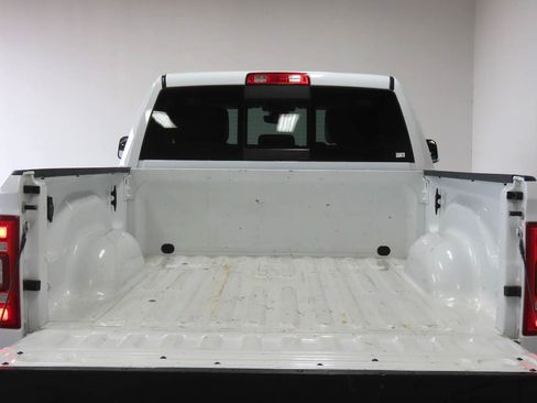 Used 2022 RAM 2500 Laramie AWD/4WD image 5