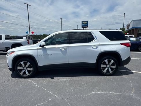 Used 2018 Chevrolet Traverse LT FWD image 9