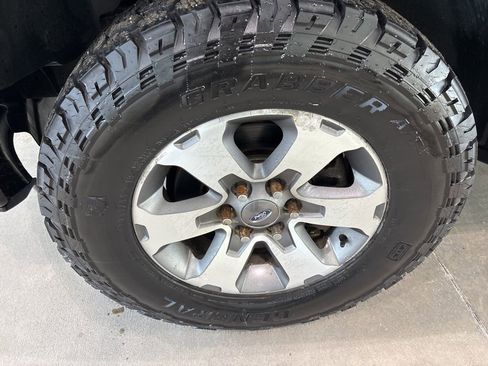 Used 2014 Ford F150 STX w/ Equipment Group 201A Mid image 9