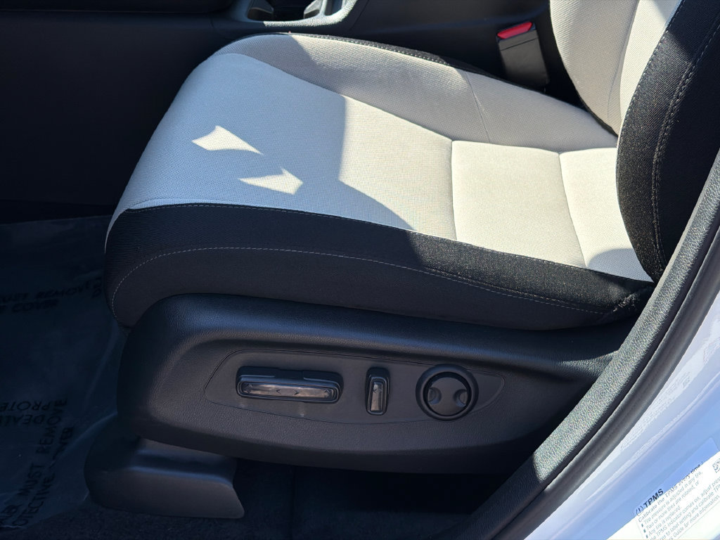 Used 2023 Honda CR-V EX image 16
