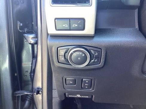 Used 2020 Ford F250 Lariat w/ Lariat Ultimate Package image 21