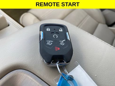 Used 2016 GMC Yukon Denali w/ Open Road Package AWD/4WD image 26