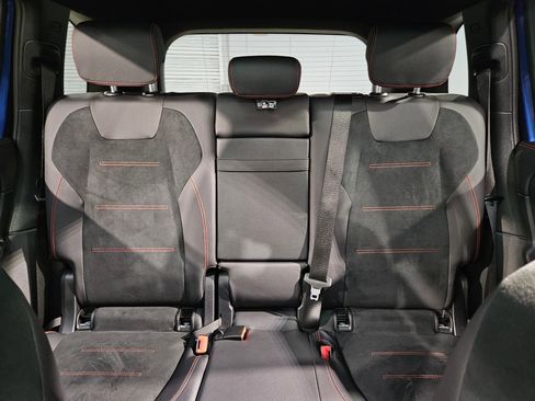 Used 2024 Mercedes-Benz GLB 250 image 13