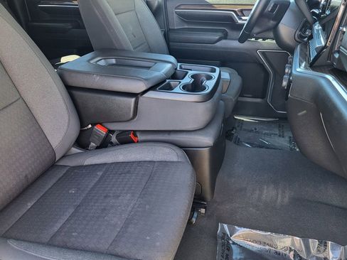 Used 2024 Chevrolet Silverado 2500 LT image 11