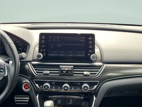 Used 2020 Honda Accord Sport image 28