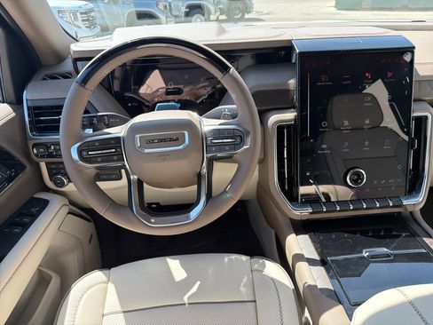 New 2026 GMC Yukon XL Denali w/ Denali Reserve Package AWD/4WD image 25