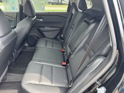 Used 2023 Nissan Rogue SV w/ SV Premium Package AWD/4WD image 16