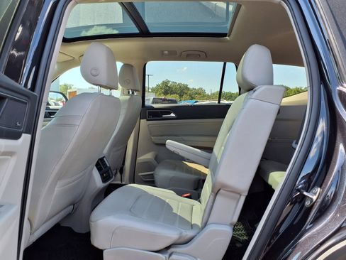 Used 2019 Volkswagen Atlas SEL Premium AWD/4WD image 26