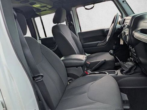 Used 2016 Jeep Wrangler Unlimited Sport image 19