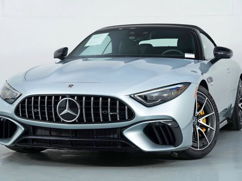 Used 2022 Mercedes-Benz SL 55 AMG AMG SL 55 w/ Performance Line image 3