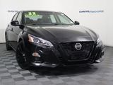 Used 2022 Nissan Altima 2.5 SR w/ Midnight Edition Package image 2