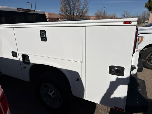 Used 2020 Chevrolet Silverado 2500 W/T w/ WT Convenience Package image 4