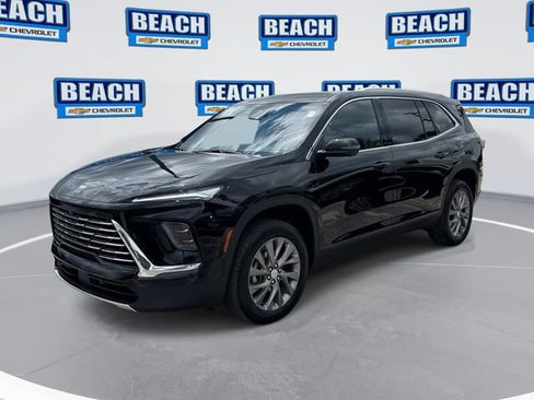 Used 2026 Buick Enclave Preferred FWD image 1
