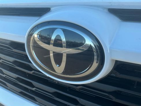 Used 2025 Toyota RAV4 XLE image 15