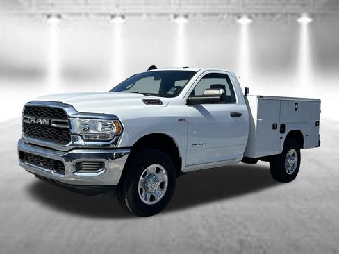 Used 2022 RAM 2500 Tradesman AWD/4WD image 2
