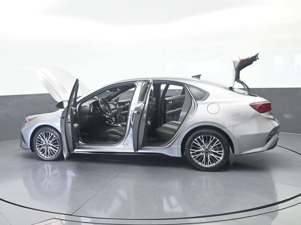 Used 2024 Kia Forte GT-Line FWD image 77