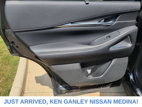 Used 2023 INFINITI QX60 Luxe w/ Performance Audio Package AWD/4WD image 17