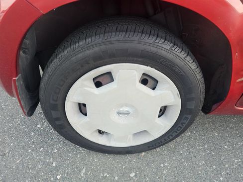 Used 2012 Nissan Cube 1.8 w/ Interior Designer Pkg FWD image 26