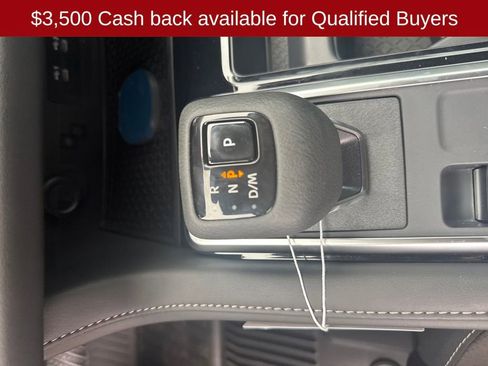 New 2026 Nissan Pathfinder SL image 25