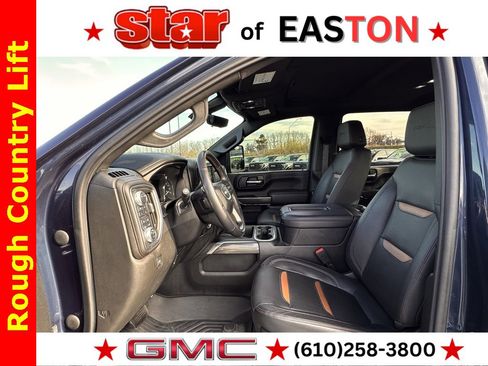 Used 2020 GMC Sierra 2500 AT4 w/ AT4 Premium Package image 14