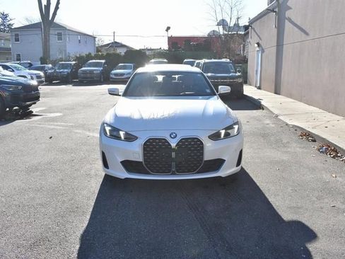 Used 2025 BMW 430i w/ M Sport Package image 3