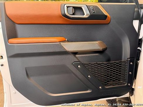 Used 2021 Ford Bronco Outer Banks image 10