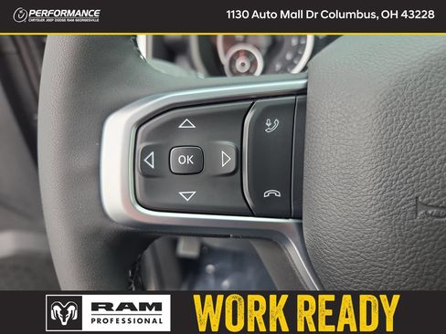 New 2026 RAM 2500 Big Horn AWD/4WD image 32