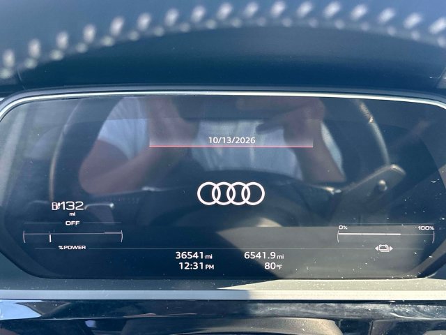 Used 2021 Audi e-tron Premium Plus w/ Premium Plus Package AWD/4WD image 28
