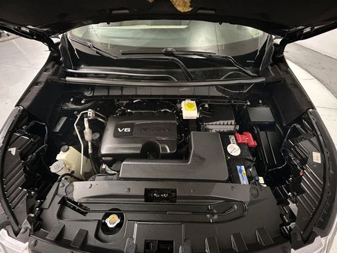 Used 2022 Nissan Pathfinder SV image 21